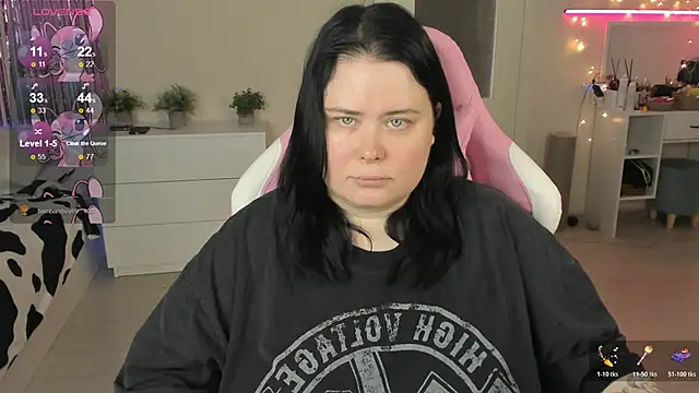 Akemi BBW online show from May 21, 9:18 am