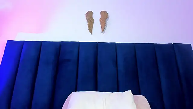 Anette  online show from April 2, 7:55 pm