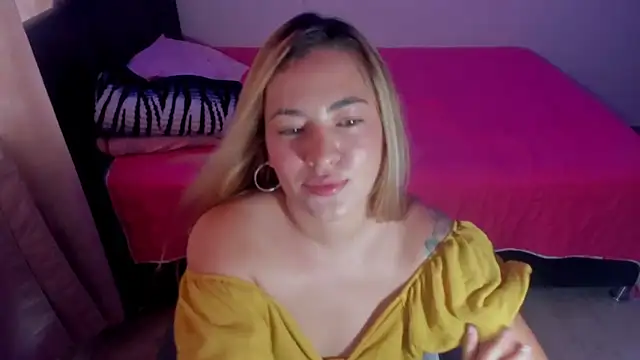 Snapshot of eva__xox chatting on September 16, 8:50 pm eva xox online show from September 16, 8:50 pm
