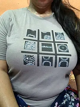 AAROHI-HOT online show from May 13, 2:50 am