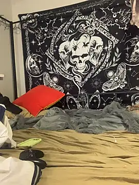 KittyLoroi online show from November 8, 9:14 am