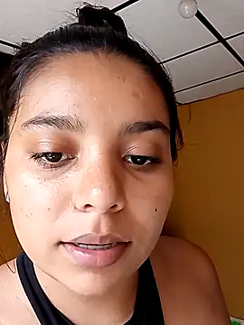 stefanie010 online show from April 6, 4:30 pm