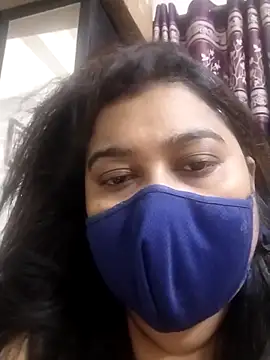indianlisa5 online show from April 23, 6:43 pm