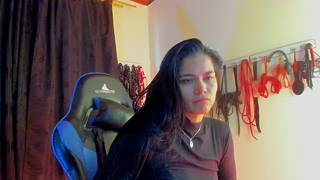 scarlet-kennedy98 online show from October 16, 8:11 pm