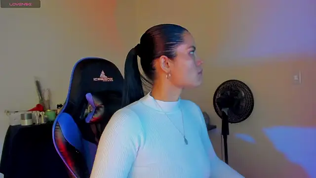 scarlet-kennedy98 online show from February 9, 8:44 pm