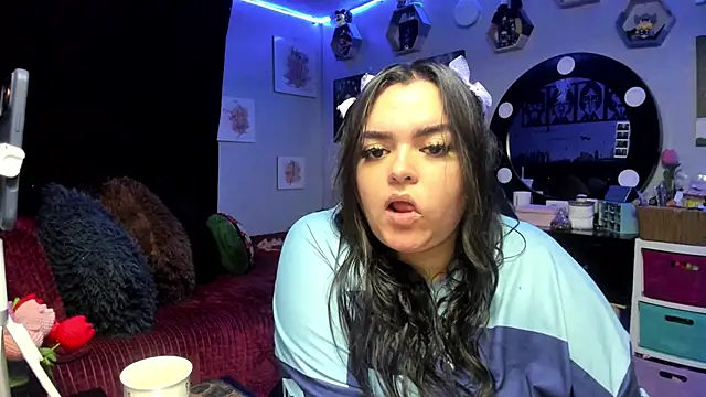 Luise Meyrink online show from March 24, 4:07 am