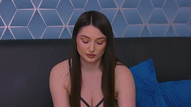 KassieWeins online show from April 29, 5:15 pm