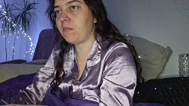 Cyndee Winter online show from October 31, 6:23 pm