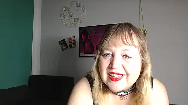 Blasflittchen online show from November 13, 5:01 pm