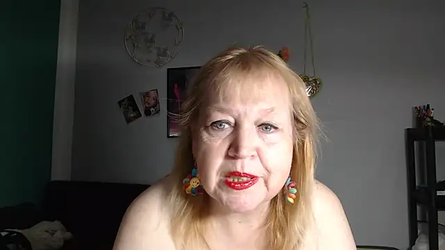 Blasflittchen online show from May 17, 1:54 pm