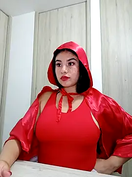 tara20  online show from October 31, 5:20 am