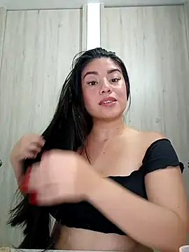 tara20  online show from November 5, 4:40 am