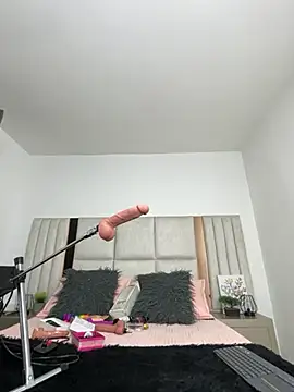 Breisy bigboobs online show from April 27, 8:39 pm