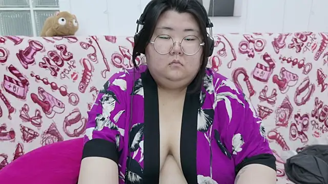 Nadine asian online show from February 14, 8:38 am