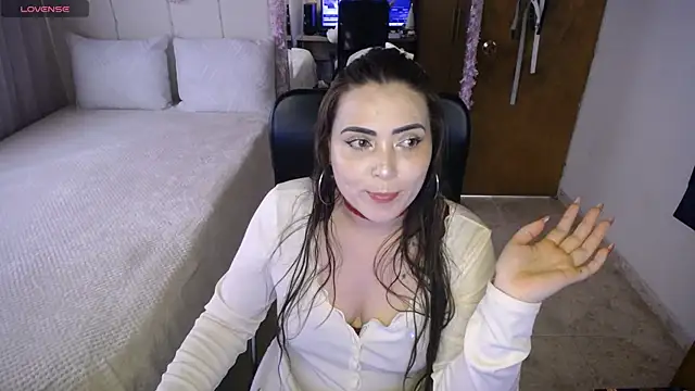 Sahory   online show from December 15, 8:25 pm