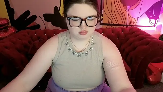 RosieMoons online show from March 20, 10:25 pm