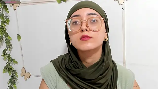 aysel elid online show from May 24, 8:52 pm