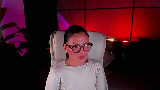 Gia Mazzon online show from February 26, 7:24 pm