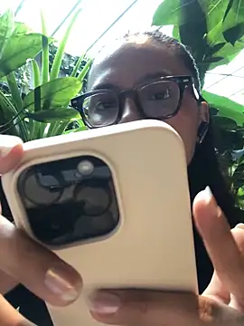 Gia Mazzon online show from March 27, 5:13 pm