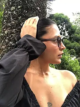 Gia Mazzon online show from May 19, 4:36 pm