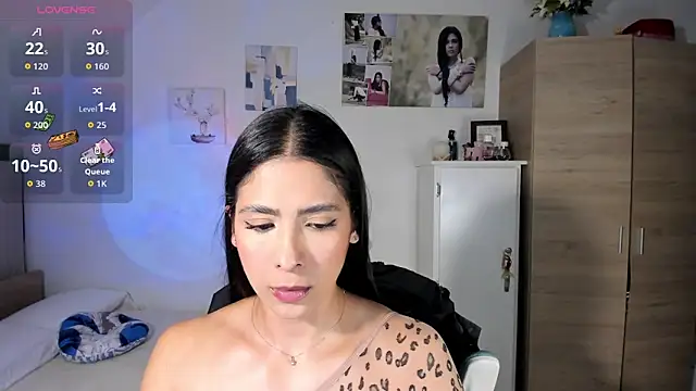 VeronikaOlsen online show from October 11, 7:27 pm