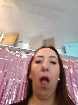 Mia Novikov online show from May 17, 10:42 pm