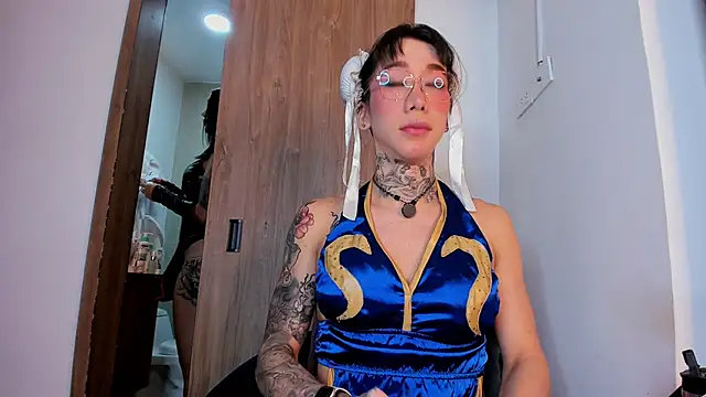 sweet karinpaz777 online show from May 26, 11:15 pm