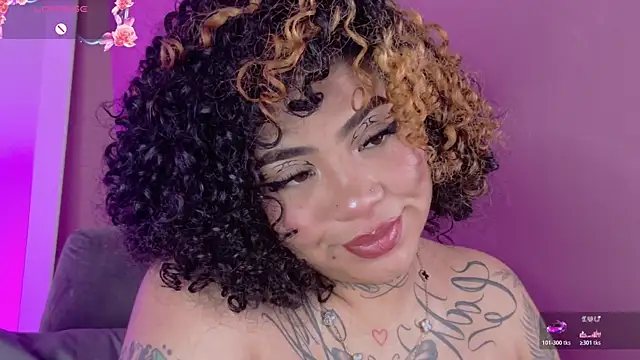 foxxy-lov3 online show from May 11, 2:19 pm
