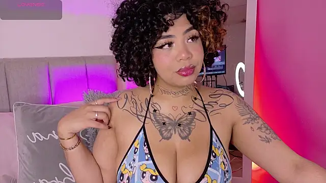 foxxy-lov3 online show from November 24, 12:18 pm