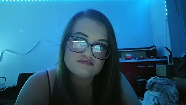 Snapshot of kittykat_1999@xh chatting on September 27, 3:36 am kittykat 1999xh online show from September 27, 3:36 am
