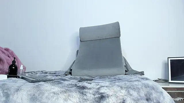 mariana preciado online show from January 17, 4:31 am