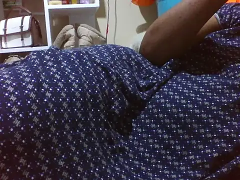 Sexy Riri online show from May 14, 12:11 pm