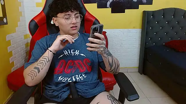 isabeautyx19 online show from January 10, 2:49 am