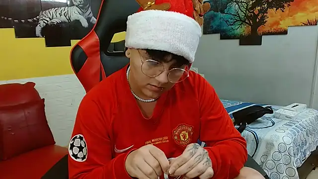 isabeautyx19 online show from December 14, 2:06 am