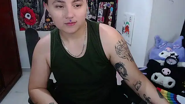 isabeautyx19 online show from April 30, 1:44 am
