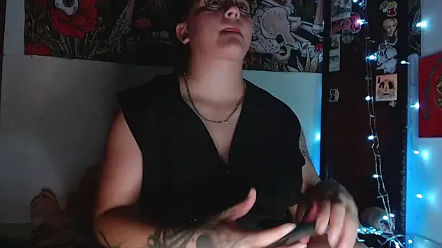 isabeautyx19 online show from May 22, 3:59 am