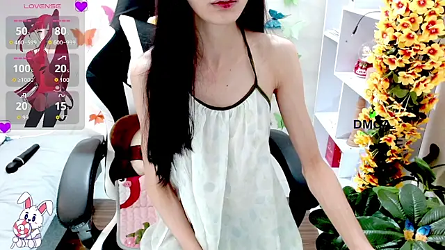 ChangChang  online show from May 18, 1:15 am