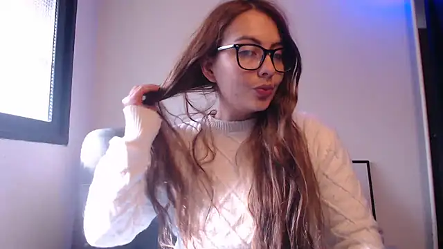 lalawhitte online show from April 24, 1:03 pm