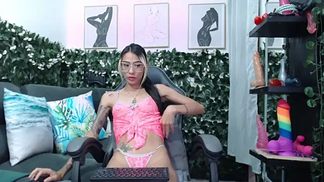 natasha squirt28 online show from February 6, 2:15 am