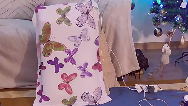 ReiyaRey online show from December 18, 10:58 pm