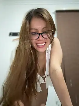 solecito 22 online show from July 19, 2:03 am
