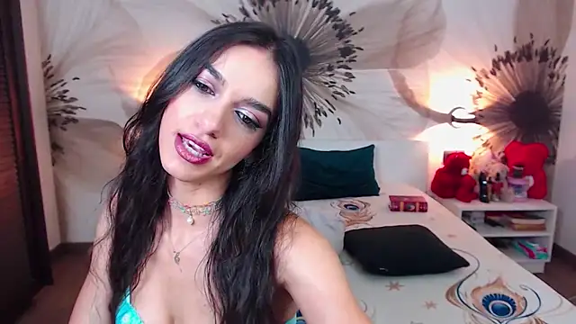 KatherineBisou online show from October 17, 7:39 pm