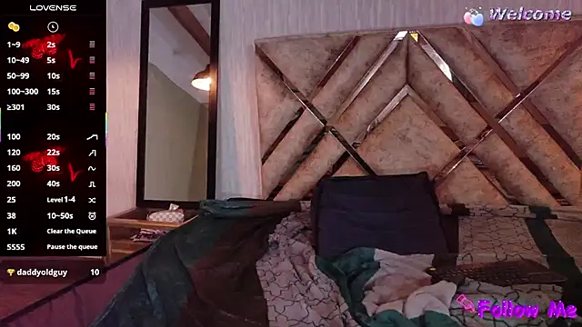 Danielaa a online show from October 7, 1:21 am