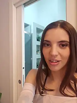 licoricepizza online show from October 19, 2:08 pm