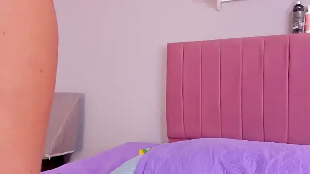 alexa pariss online show from May 3, 8:56 pm