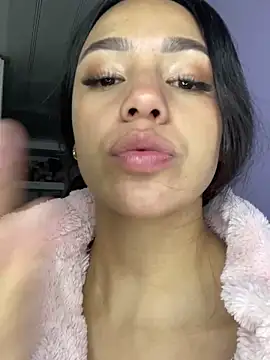 hannahb-e online show from November 20, 9:27 pm