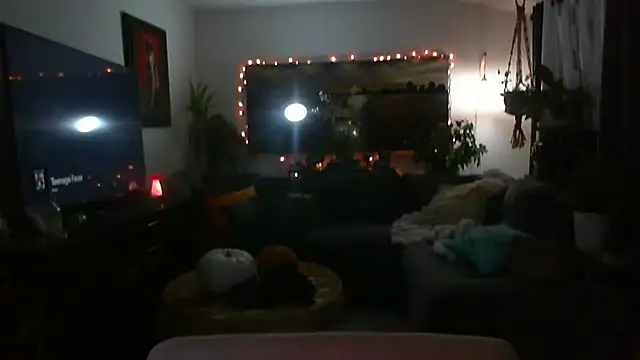 CeceilaMoon online show from November 3, 2:26 am