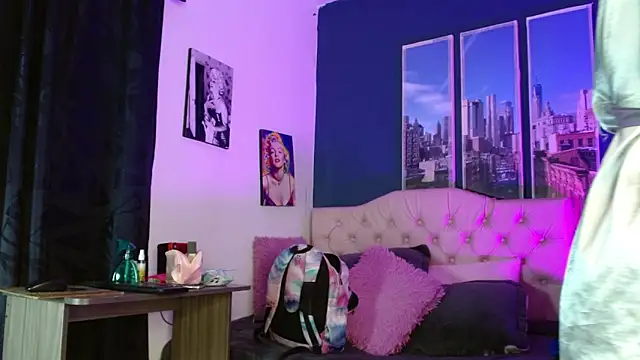 megan lover online show from May 19, 12:17 am
