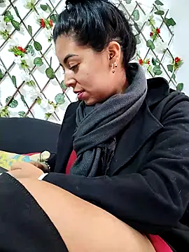 Emily Wane online show from October 17, 5:38 pm