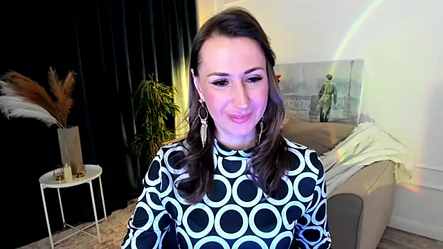 PassionGlow online show from April 9, 8:03 pm